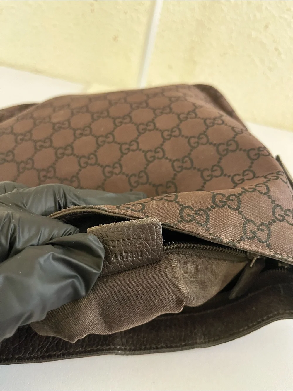Gucci unisex Messenger bag